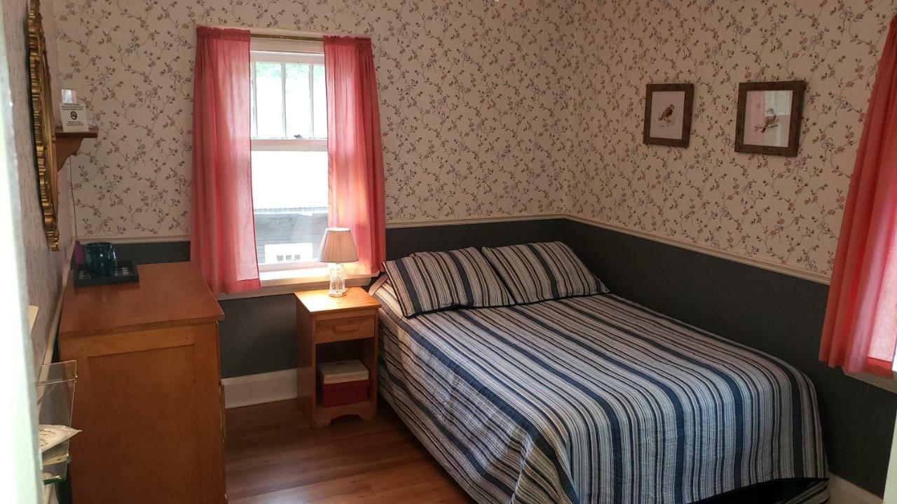 Miners' Bay Lodge Minden 외부 사진