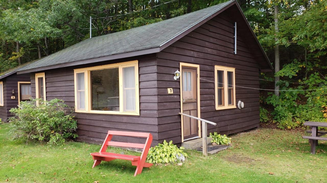 Miners' Bay Lodge Minden 외부 사진